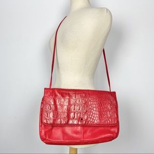 Vintage 80s Aspects red leather reptile texture purse